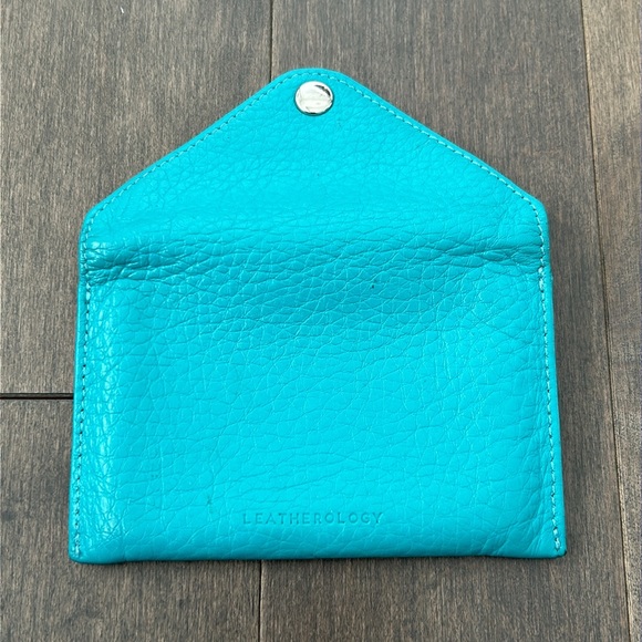 LEATHEROLOGY Turquoise Leather Headphone Wrap Cord Holder, Pencil Pouch, Wallet - Picture 13 of 16